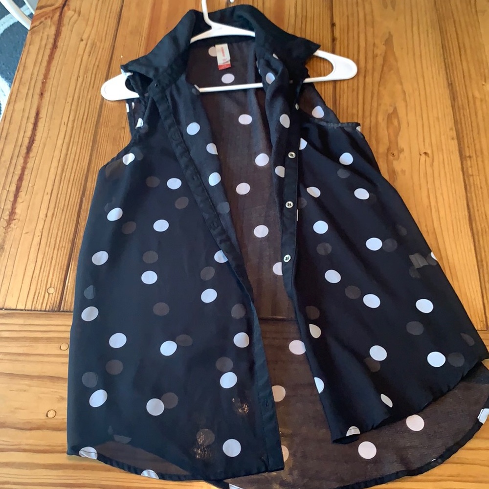 Women’s polka dot button up blouse